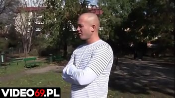 Preview 1 of Desi School Fuck - Polskie porno - Zajęcia wyr&oacute_wnawcze z gimnastyki