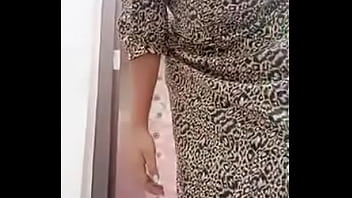 Preview 3 of Pussy Sliding - Swathi naidu nude and sexy bathing part-1