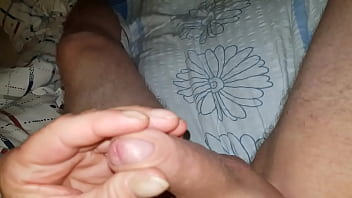 Preview 1 of Ebony Xxx Mp3 - Abspritzen im Bett