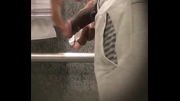 Preview 3 of Bih Clit - Negro da rola gostosa gay