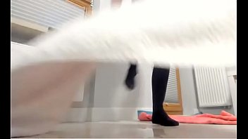 Preview 4 of Real Acums Bbw Lesbuans Squirt - s&uuml_sses camgirl fingert bis sie spritzt part 2