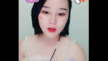Preview 3 of Slping Nun - Em g&aacute_i t&oacute_c ngắn xinh xắn tr&ecirc_n Uplive