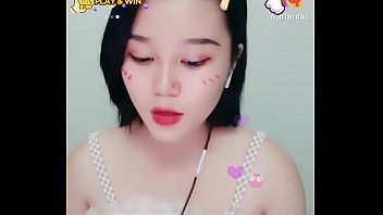 Preview 4 of Slping Nun - Em g&aacute_i t&oacute_c ngắn xinh xắn tr&ecirc_n Uplive