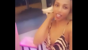 Preview 3 of Varjin Garal - Michou ugandan wet girl
