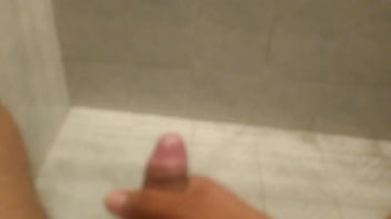 Preview 2 of Porn Fghjk - Chorros de leche caliente a&uacute_n con la mala calidad se ve como sale disparada