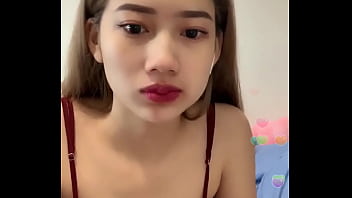 Preview 2 of Kari Vedios - Em g&aacute_i gợi t&igrave_nh tr&ecirc_n bigo live