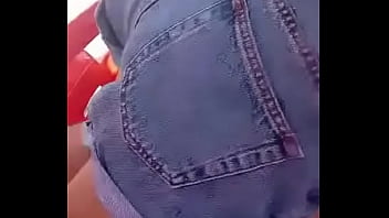 Preview 3 of Milax Mfc - um total virj&atilde_o,  pervertido e punheteiro filmando a raba da novinha de fio dental na praia da cei&ccedil_&atilde_o.