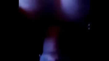 Preview 1 of Vine After Dark - Que bonita se ve mi novia comi&eacute_ndose la verga de otro