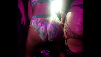 Preview 2 of Peein Floor - Twerking