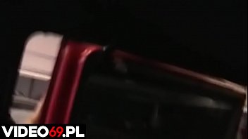 Preview 2 of Family Stroking Videos - Polskie porno - Galerianka obciąga w samochodzie