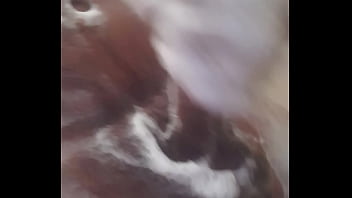 Preview 1 of Juia Aan - Tirando leche