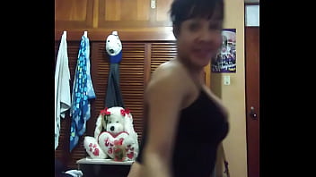 Preview 4 of Good Drama - Moviendo mi culo