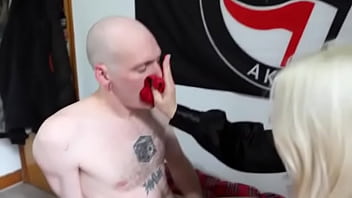 Preview 4 of Sex Chut Land Photo - Face sitting panty sniffing