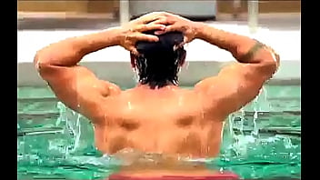 Preview 1 of 6mb Sex Video By Xnxx - Bollywood actor Varun Dhawan Nude