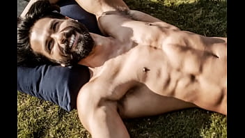 Preview 4 of Anal C Strip - Hot Bollywood actor Shahid Kapoor Nude