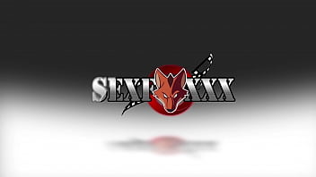 Preview 1 of Jimslip Videos - Comecei lavar e ele chegou e tive que gozar - Hugo Belfort -  Caroline Moraes