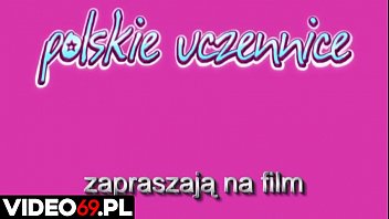 Preview 2 of Hot Mom Big Tits Hot - Polskie porno - Seksowna uczennica liceum marzy o karierze fotomodelki