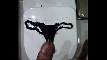 Preview 4 of Team Skeet Party - Calcinha preta