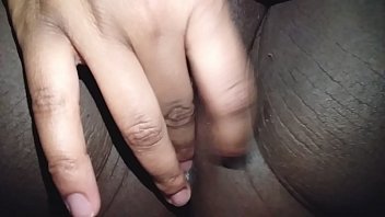 Preview 1 of Jungle Kanibal - 4 Fingers In