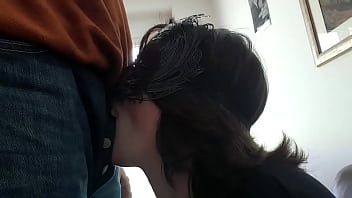 Preview 1 of Enfoy - brunette milf sucking my dick
