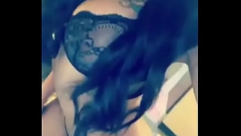 Preview 2 of 14 Sil - Bailando sexy aburrida moviendo el culo