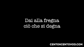 Preview 1 of Mia Khalifa On Webcam - Sesso amatoriale in una grandissima orgia a casa di Floriana la gran puttana