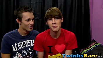 Preview 1 of Sunny Leone Ssxi Open - Twink Elijah White swaps head and barebacks young boyfriend