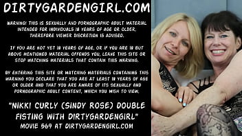 Preview 1 of Leyla Flacon - Nikki Curly (aka Sindy Rose) double fisting with Dirtygardengirl - two big prolapse anus holes