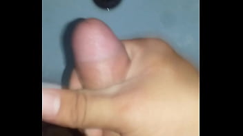 Preview 1 of Hd12 Yer - Pajaso en el ba&ntilde_o