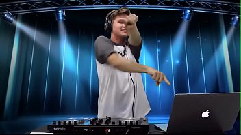 Preview 4 of Sony Lion Xxx Video 3gp Download - Tipos DJ