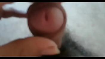 Preview 2 of Cmnf Spreading Her Open - Mais uma gozadinha