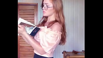Preview 1 of Annimal Sek - Ruivinha muito gostosa