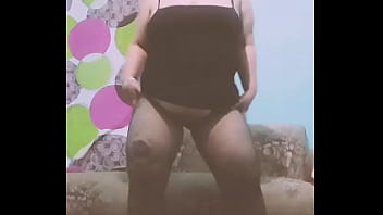 Preview 1 of First Time Blood Fuck Vergin - Dianita de tinder 1