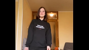 Preview 1 of Vist X - Teasing you and my pussy in a hoodie