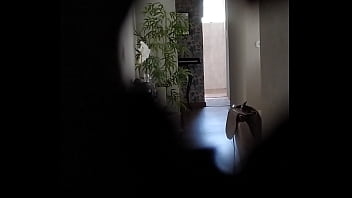 Preview 2 of Very Smallcock - Vizinha gostosa saindo do banho