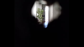 Preview 1 of Very Smallcock - Vizinha gostosa saindo do banho