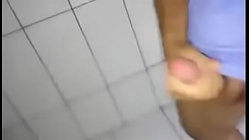 Preview 2 of Mom Xvi - Esvaziando a leiteira com uma boa gozada