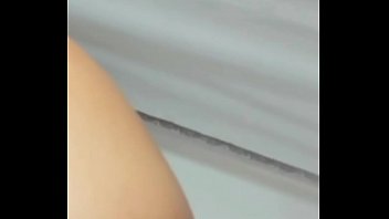 Preview 2 of Yara Porn - Gran corrida de flaca hermosa