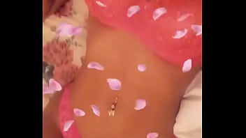 Preview 2 of Lesbian Strap Ones - Asi me pongo cuando tengo deseos de tener sexo