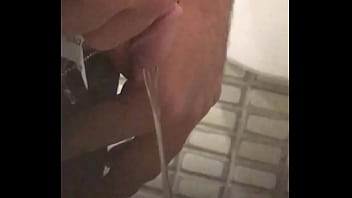 Preview 3 of Desi Uncle Fuke Bhatizi - Rola gostosa para mamar