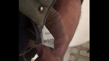 Preview 4 of Desi Uncle Fuke Bhatizi - Rola gostosa para mamar