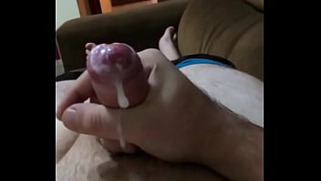 Preview 2 of Ridding Horse Naked - Gordinho gozando