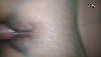 Preview 4 of India Xxxx2002 - Masajista se aprovecha de que joven universitaria se queda d. y a. de ella,  se come su grande y delicioso culo hasta correrse encima de ella