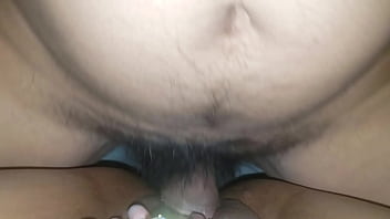 Preview 2 of Small Girl Squrting - rebe le gusta mi verga
