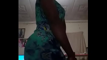 Preview 2 of Sanny Leeon Himo Sex Video - Kenyan Girl Twerking 2