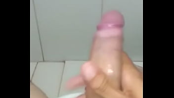 Preview 4 of Lisa Daniels Kitchen Sex - Dando uma relaxada