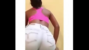 Preview 4 of Tantr Bohay - Mira como se mueve esa negra