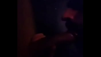 Preview 1 of New Video Hd Xxx 201 - Chupando uma pica gostosa num desses glory holy da vida
