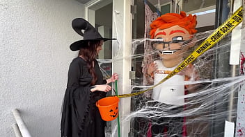 Preview 1 of 20 Hindi Porno Xxxx - Broomsticks &amp_ Blowjobs: Chloe Foxxe Rides My Wand for a Magical Cumshot