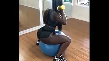 Preview 1 of Super Granny Ii Gilf - GHANA MODEL ALBBY MINAJ TWERK